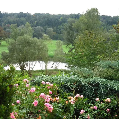 Beautiful Holiday Home In Villers-Sur-Lesse Near The Forest Сasa de vacaciones
