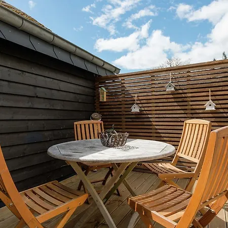 Beautiful Holiday Home In Villers-Sur-Lesse Near The Forest *
