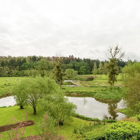 Beautiful Holiday Home In Villers-Sur-Lesse Near The Forest Rochefort
