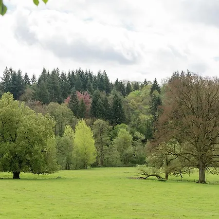 Сasa de vacaciones Beautiful Holiday Home In Villers-Sur-Lesse Near The Forest *